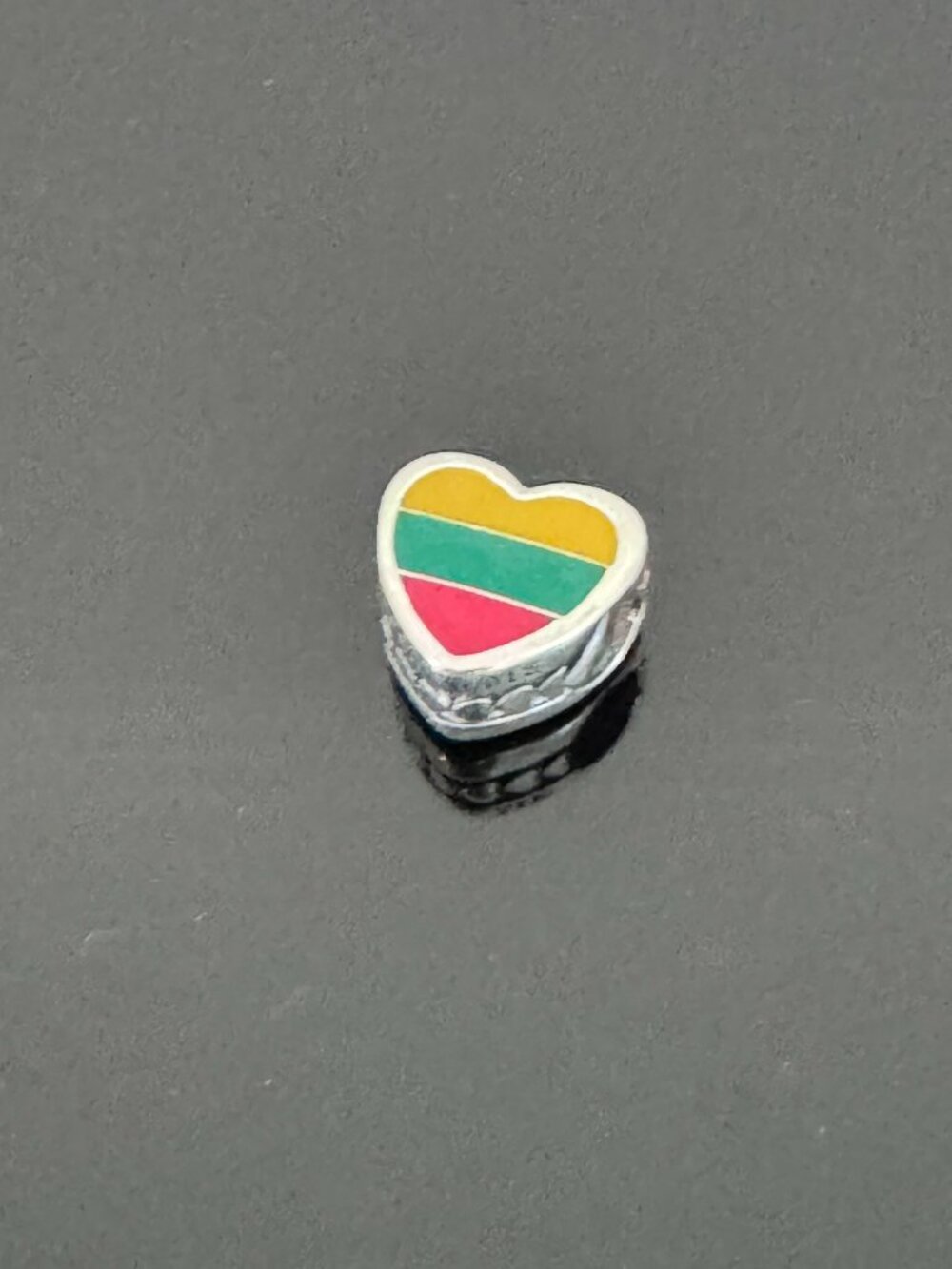 Authentic Pandora Lithuania Flag Heart Exclusive Charm - Picture 3 of 7